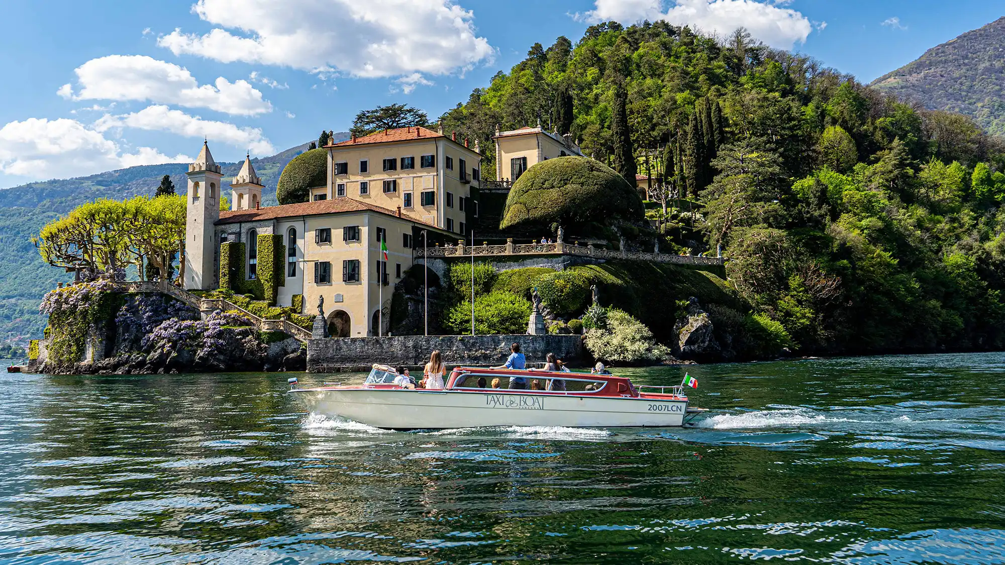 Lake Como wedding scenery from Villa del Balbianello